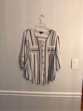 Apt. 9 White and Navy Vertical Stripe Button-Down Top